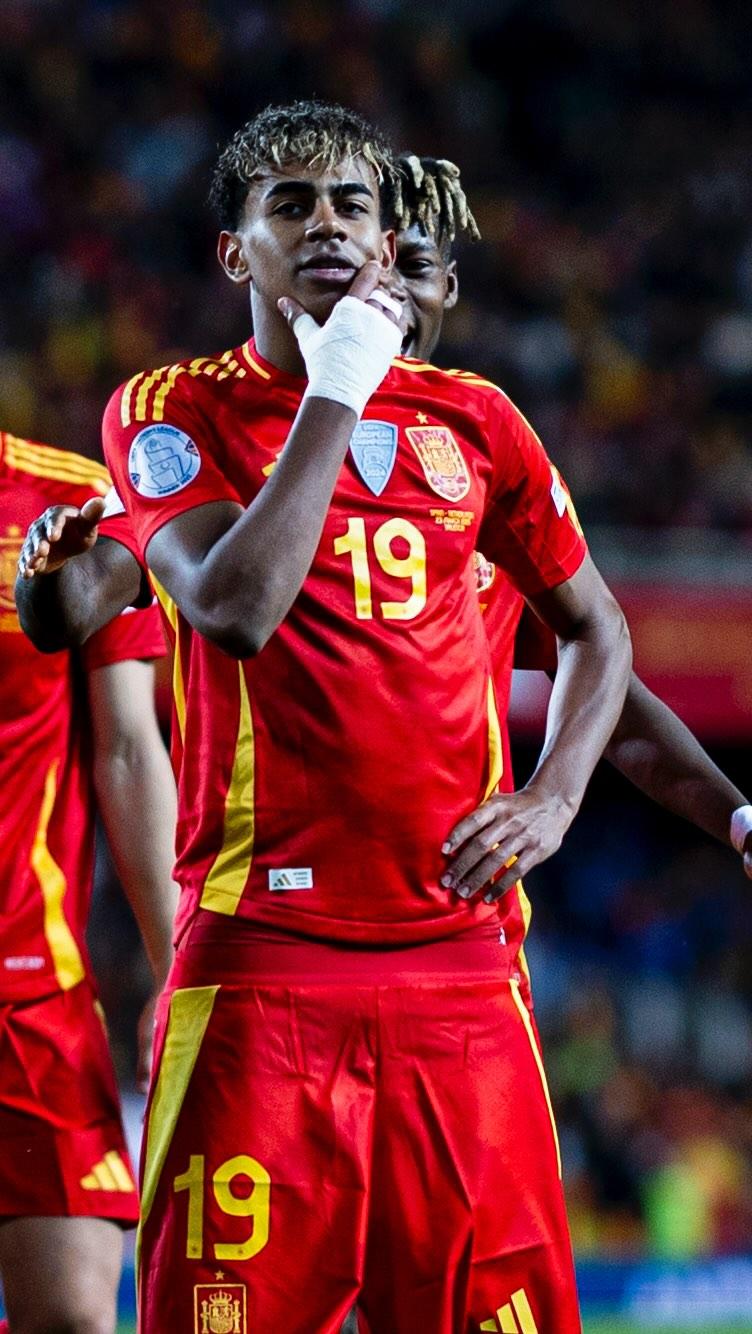 转会费与冠 转会费与冠