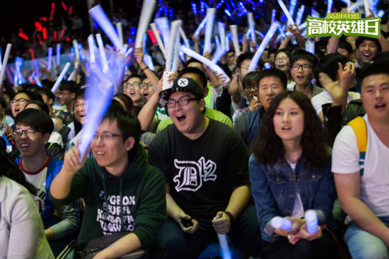 角球与前场 角球与前场